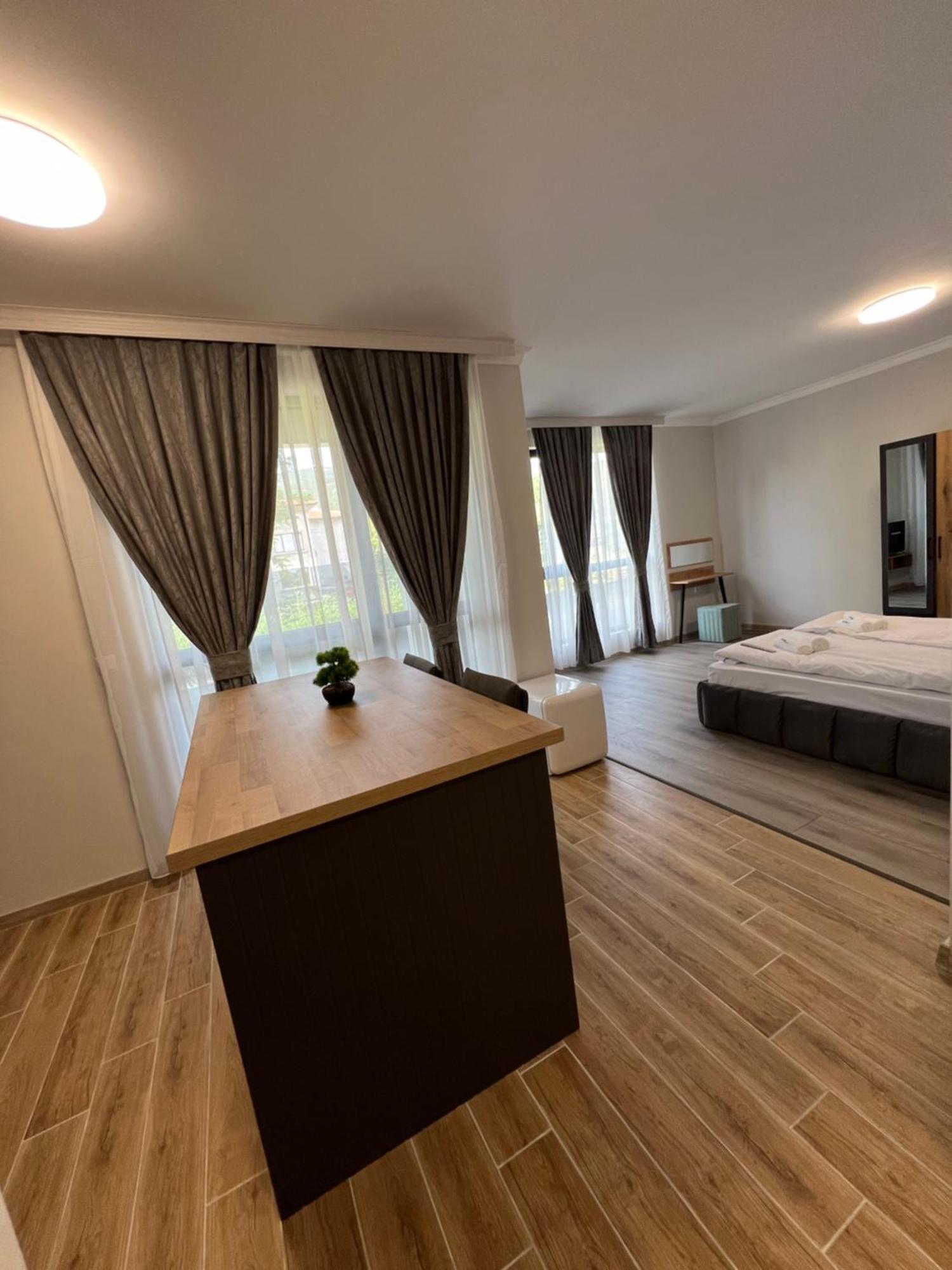 Green Park Apartments And Rooms For Guests Asenovgrad Extérieur photo